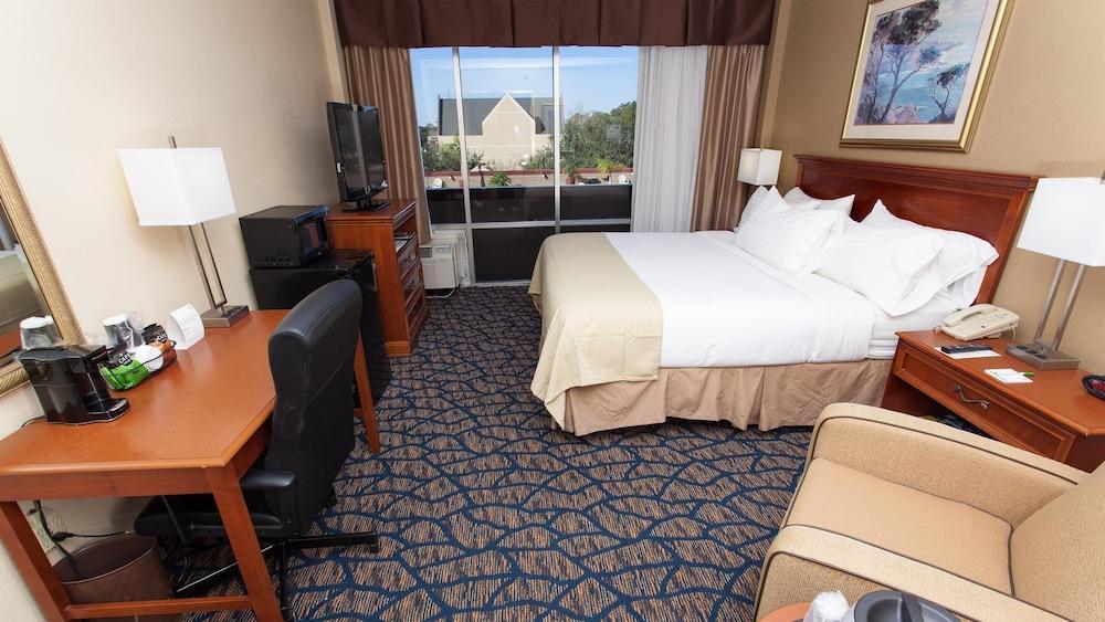 Holiday Inn Gainesville-University Center By Ihg מראה חיצוני תמונה